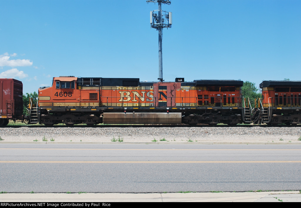 BNSF 4608